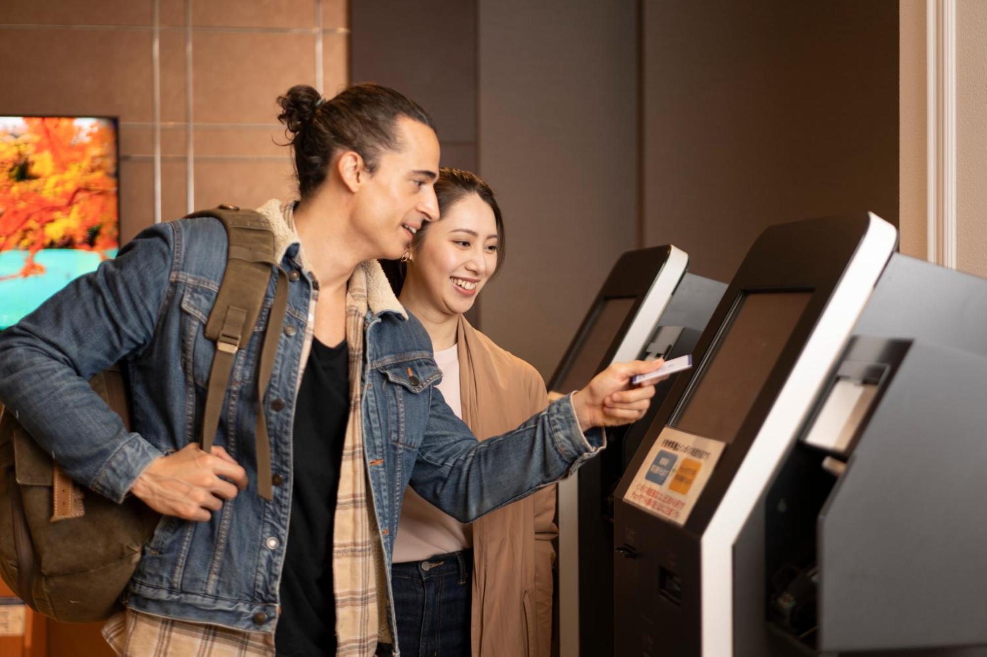 Hotel Associa Toyohashi Exterior foto Self-service kiosks