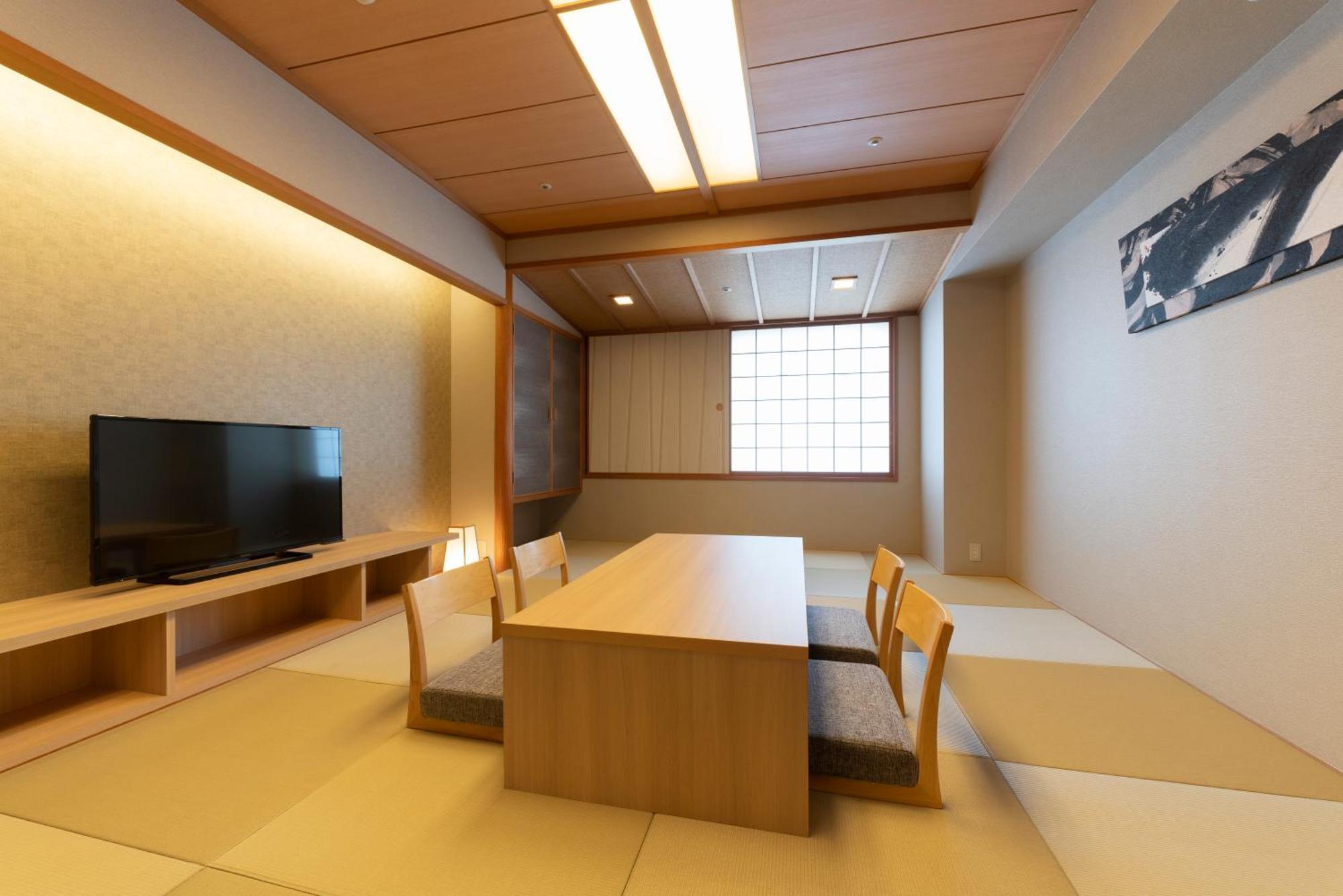 Hotel Associa Toyohashi Exterior foto A room at the Kyoto International Manga Museum